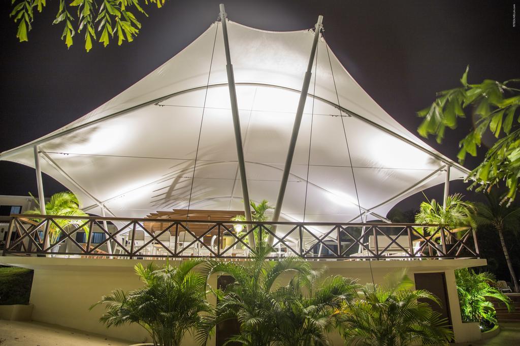 Coronado Luxury Club & Suites Playa Coronado Exterior photo