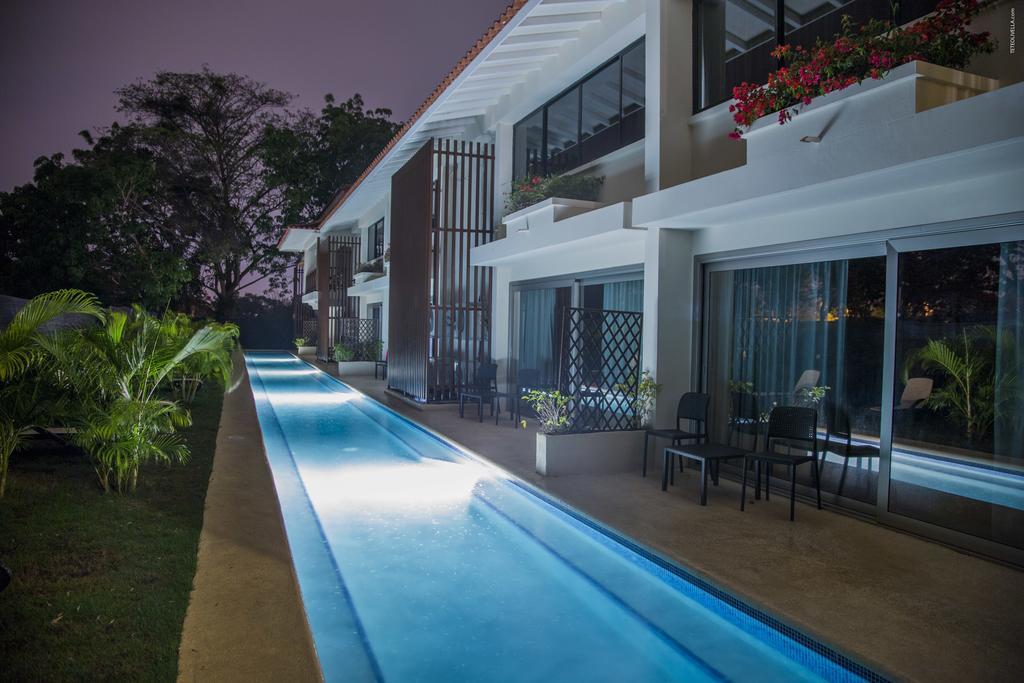 Coronado Luxury Club & Suites Playa Coronado Exterior photo